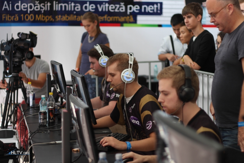 NiP CS:GO - DHB 2013