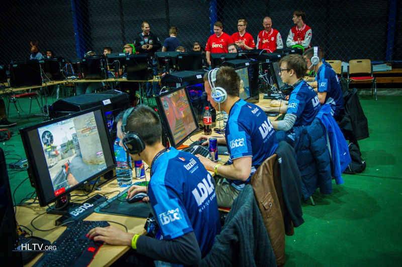 LDLC.com - EMS One Katowice 2014 - CS:GO