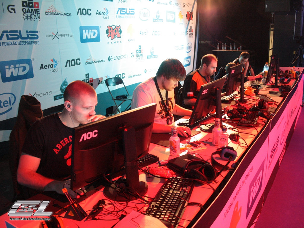 Universal Soldiers - CS:GO - TECHLABS CUP 2013 GF
