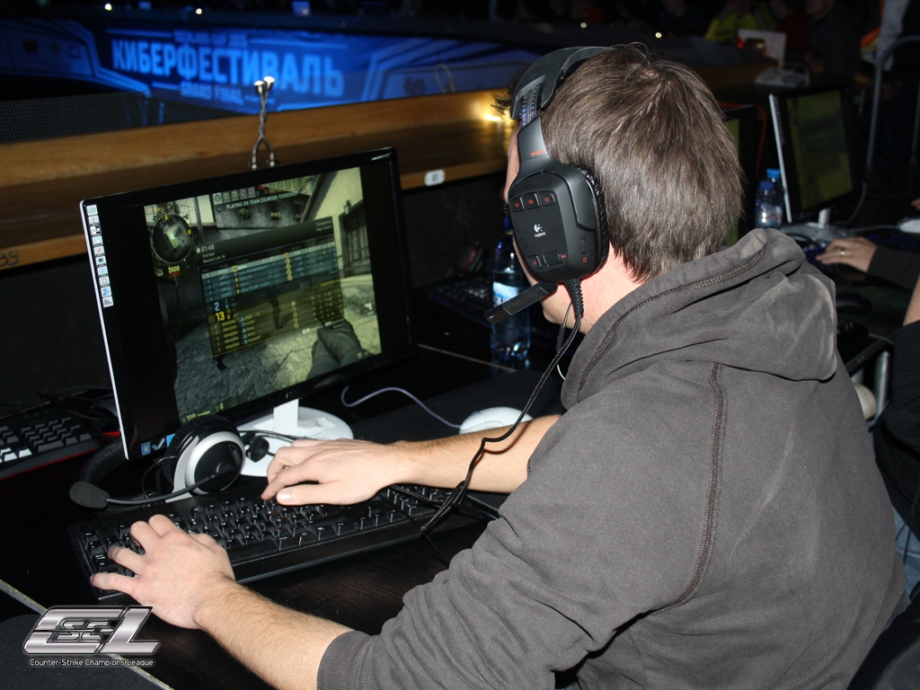  approx  - 3DMAX - CS:GO - TECHLABS CUP 2013 GF