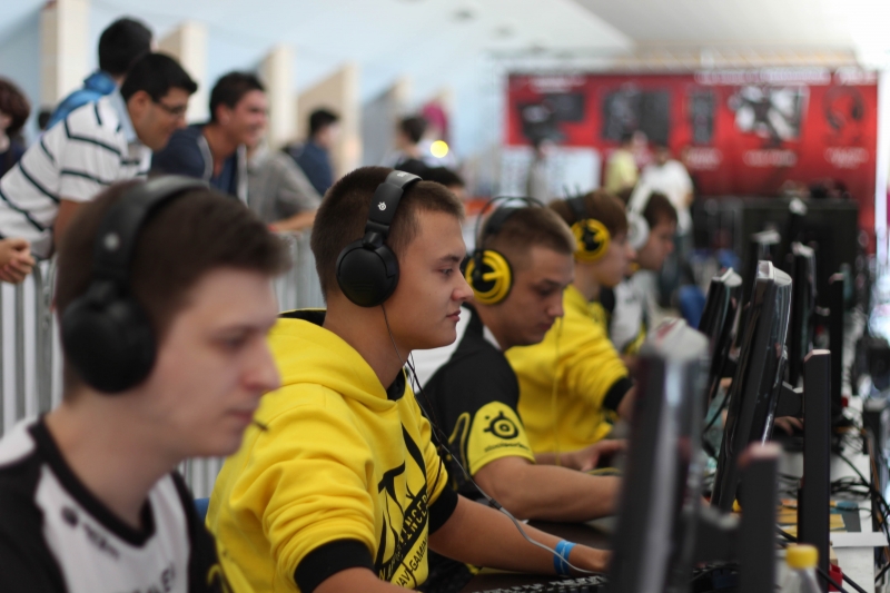 Natus Vincere CS:GO - DHB 2013