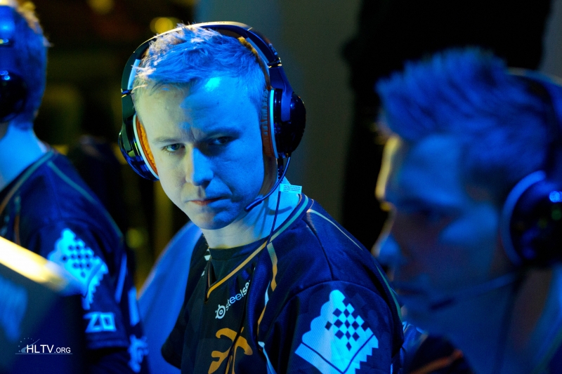 Противостояние fnatic и NaVi на IEM6 WC