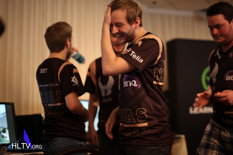 NiP -  ESEA 13