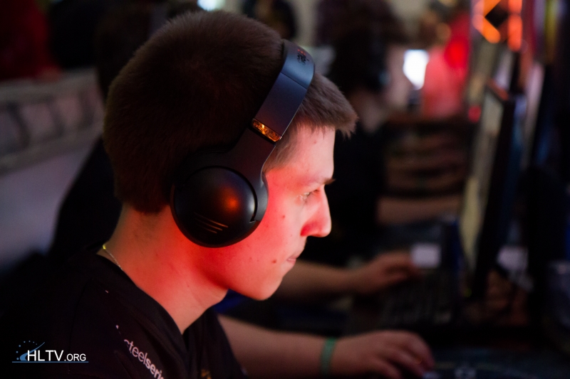  smF  Copenhagen Wolves